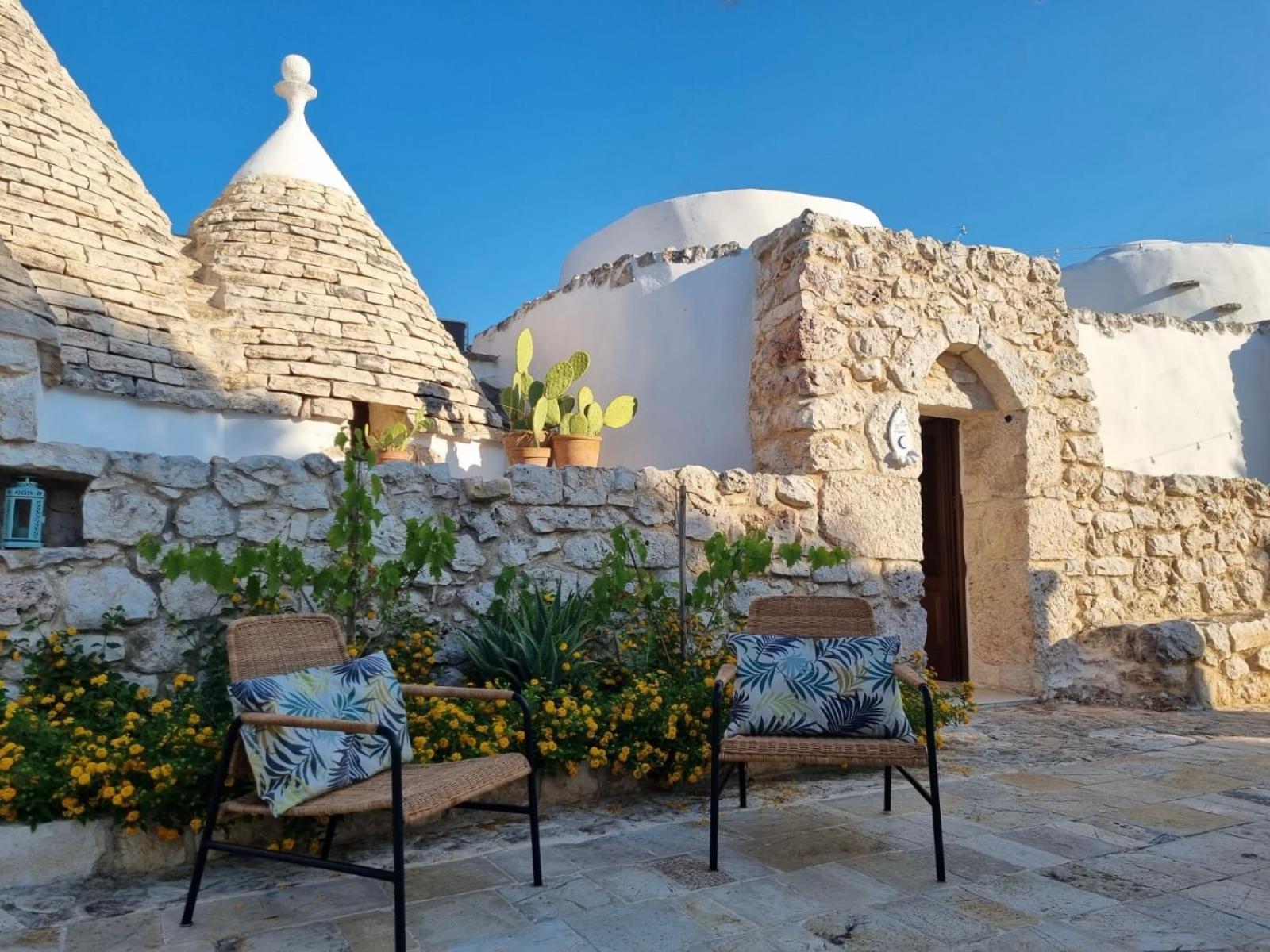 Trulli Di Spinaruta Bed & Breakfast Grottaglie Eksteriør bilde