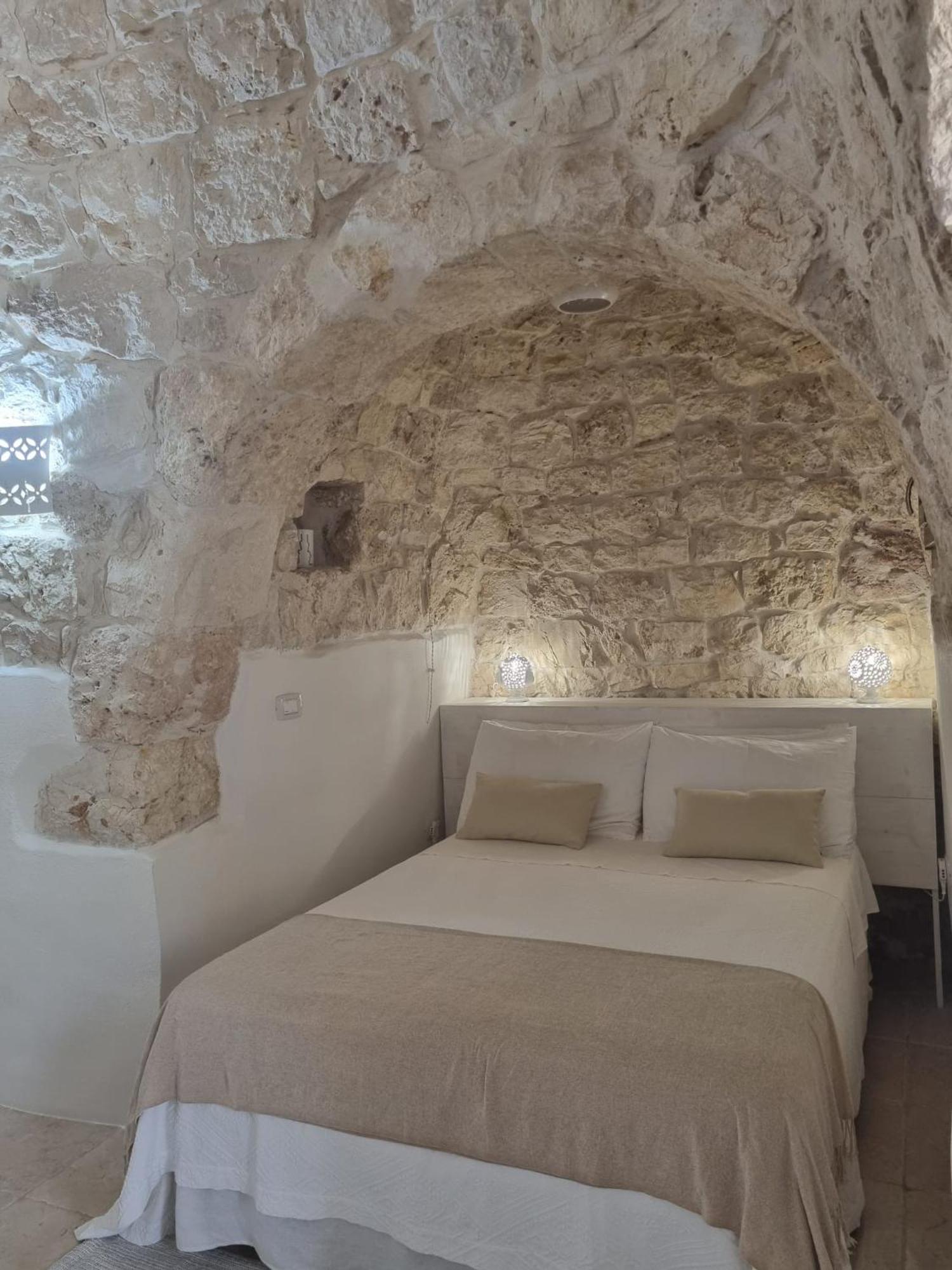 Trulli Di Spinaruta Bed & Breakfast Grottaglie Eksteriør bilde